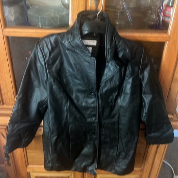 A junior leather coat - Picture 2 of 5